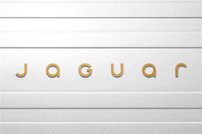 Read more about the article Jaguar new logo, new brand identity, EV only lineup, leaping cat logo